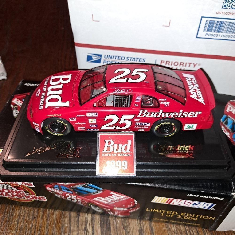Vintage 99 Racing Champions Wally Dallenbach Budweiser Die Cast Nascar Race Car